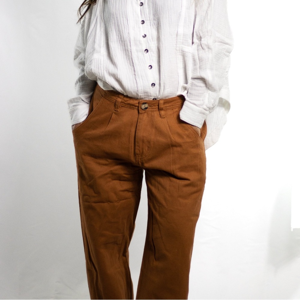Pleated Highrise Tapered Jean - Picture 1 of 6